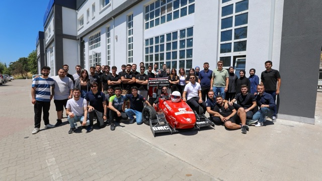 SUBÜ öğrencileri İsviçre’de Türkiye'yi temsil edecek