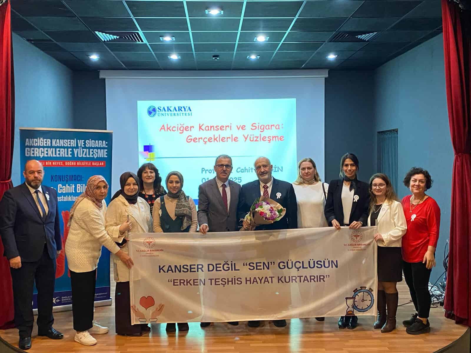 Alt metin: Sağlıklı yaşam ve erken teşhis konularında farkındalık oluşturan etkinlik, Prof. Dr. Cahit BİLİR öncülüğünde gerçekleşti.