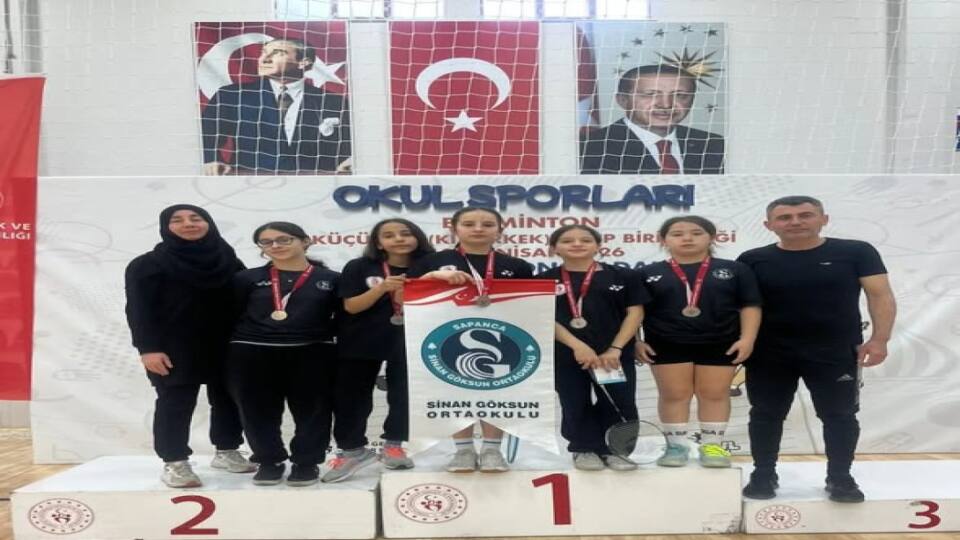Sinan Göksun Ortaokulu Badminton Takımı, Marmara İkinciliğiyle Türkiye Finallerine Yükseldi
